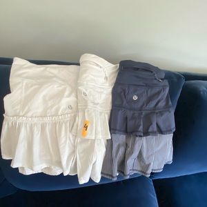 3 skirt Lulu 2 white end 2 blue e white size 8 is good condition